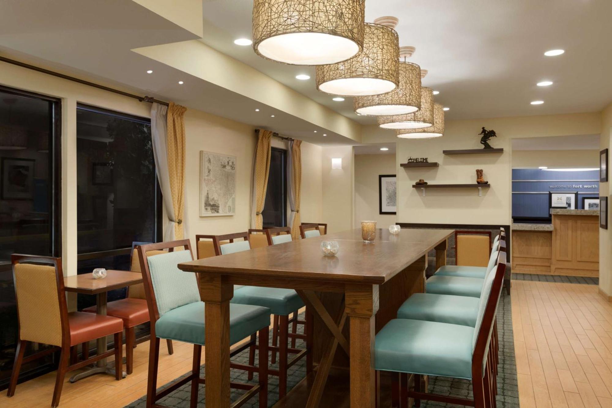 Hampton Inn Fort Worth Southwest Cityview Экстерьер фото