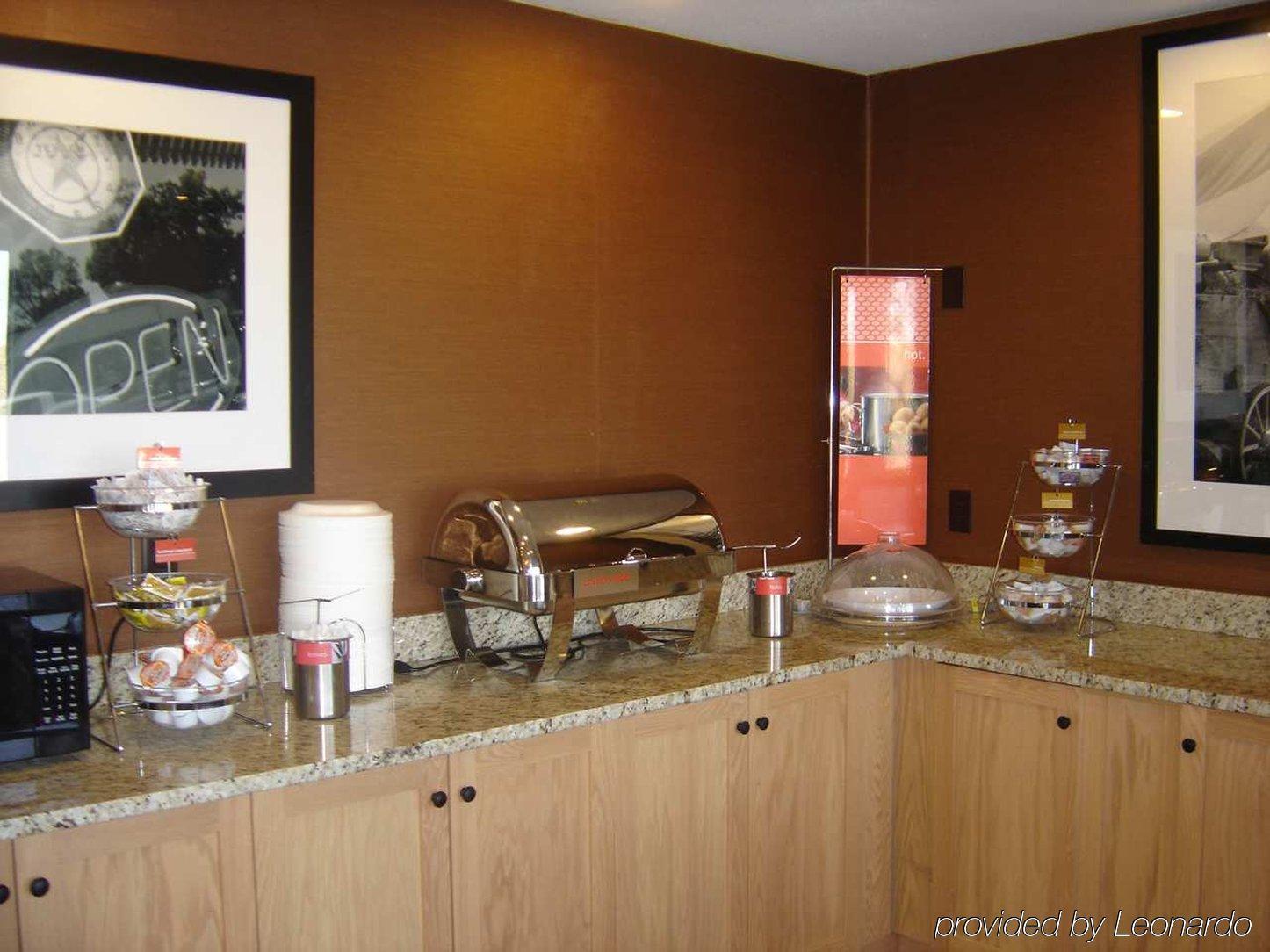 Hampton Inn Fort Worth Southwest Cityview Ресторан фото