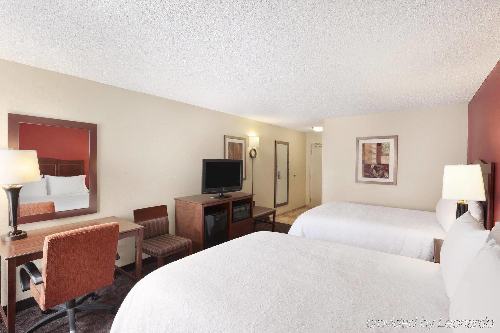 Hampton Inn Fort Worth Southwest Cityview Экстерьер фото
