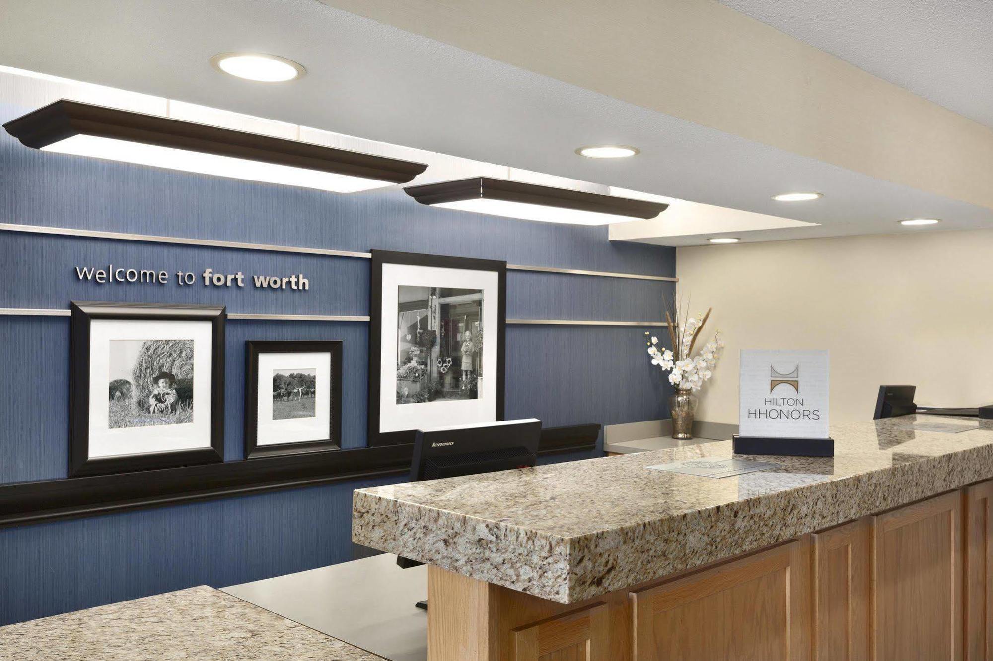 Hampton Inn Fort Worth Southwest Cityview Экстерьер фото