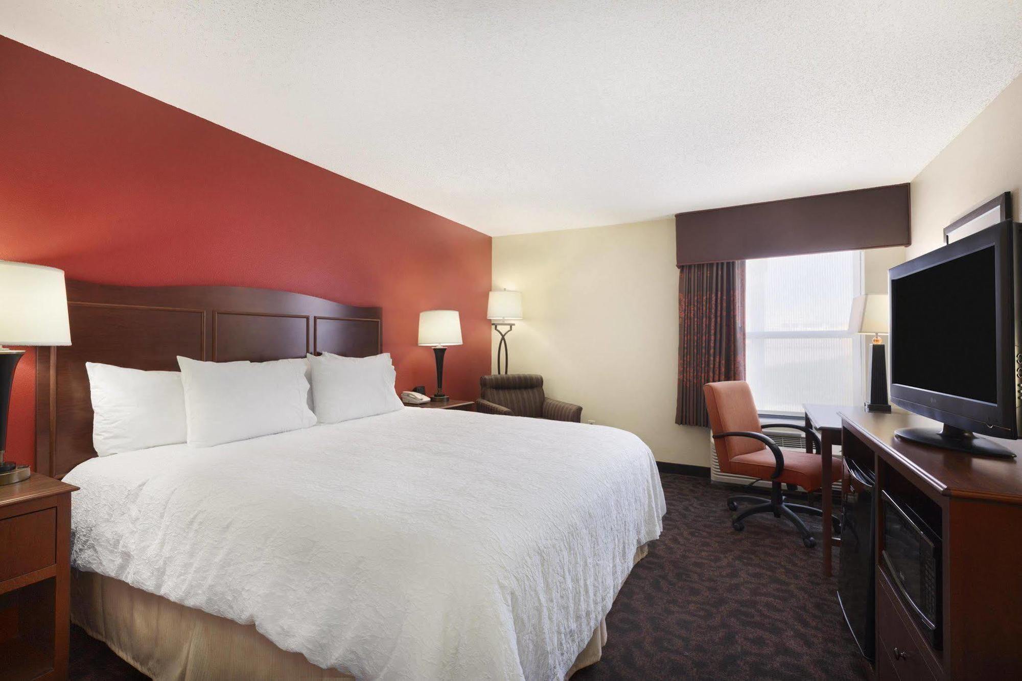 Hampton Inn Fort Worth Southwest Cityview Экстерьер фото