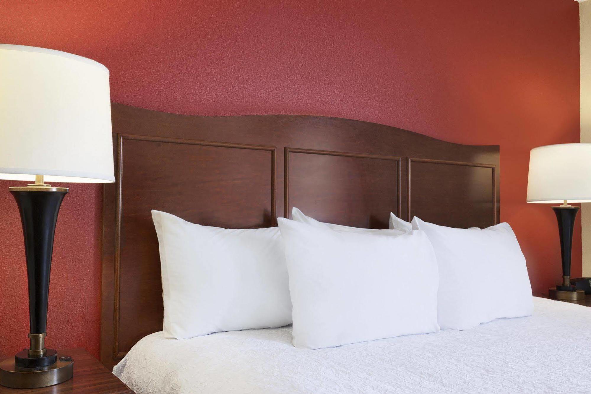 Hampton Inn Fort Worth Southwest Cityview Экстерьер фото