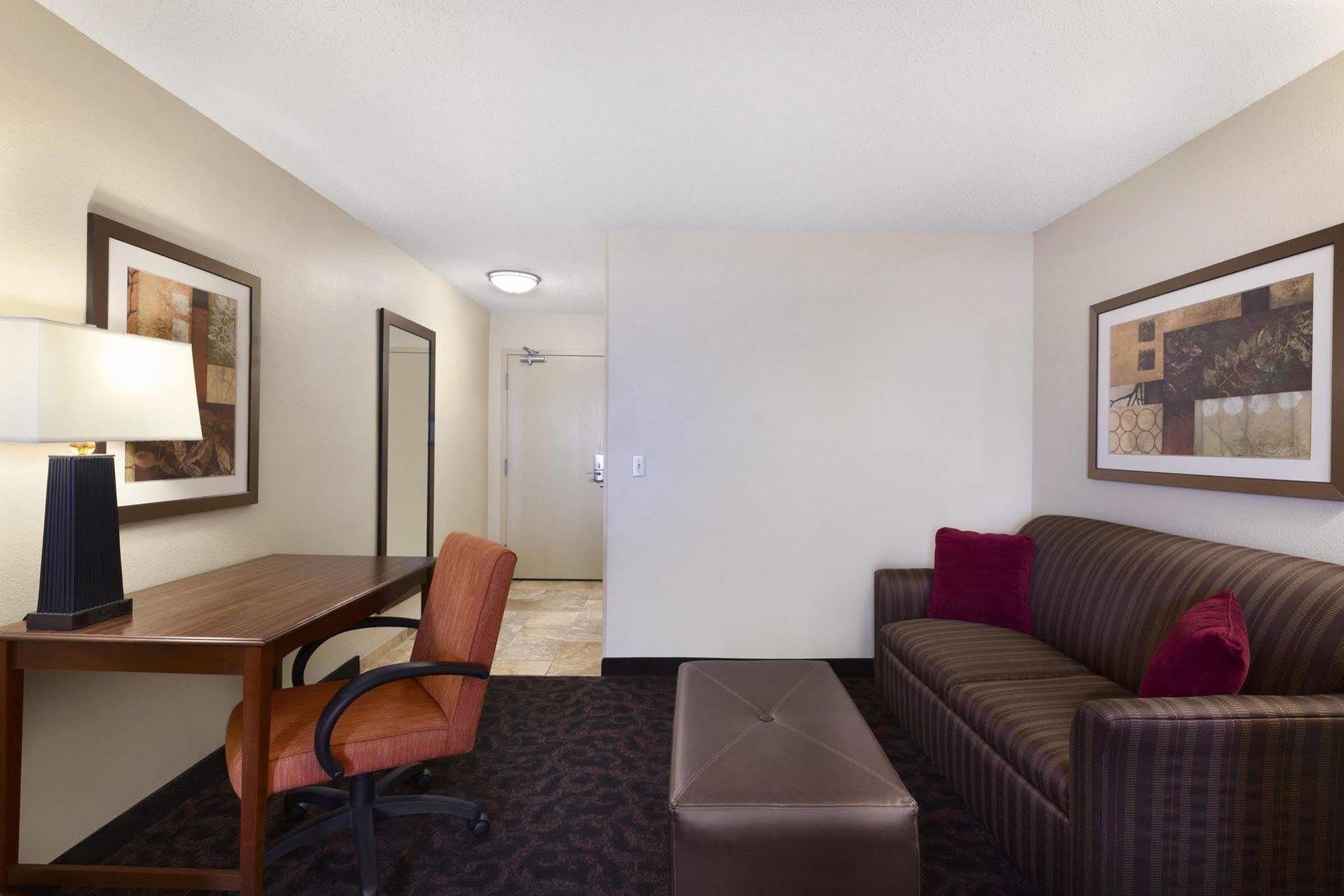 Hampton Inn Fort Worth Southwest Cityview Экстерьер фото